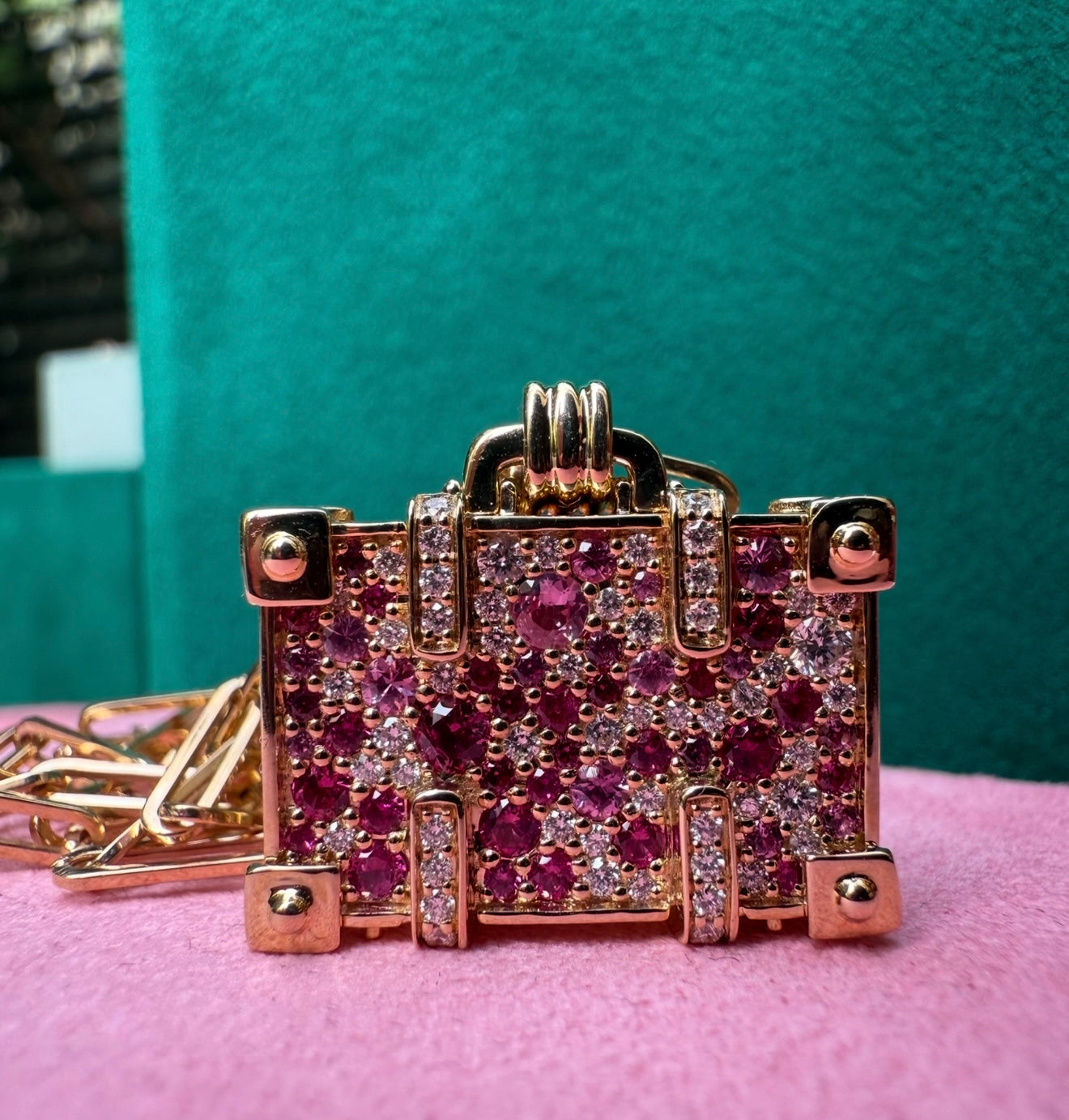 ‘Hot Memories' suitcase