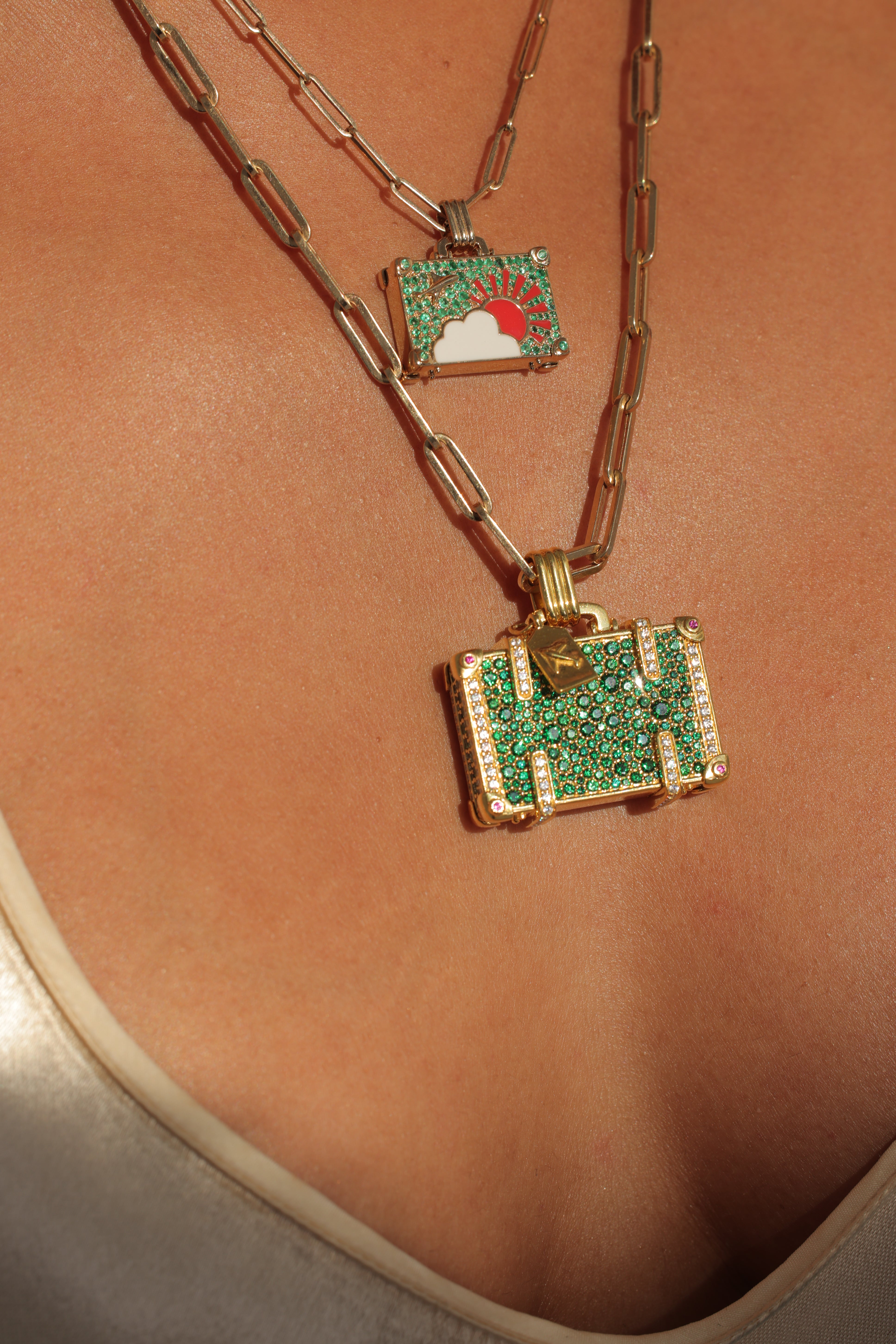 'Globetrotter’ suitcase