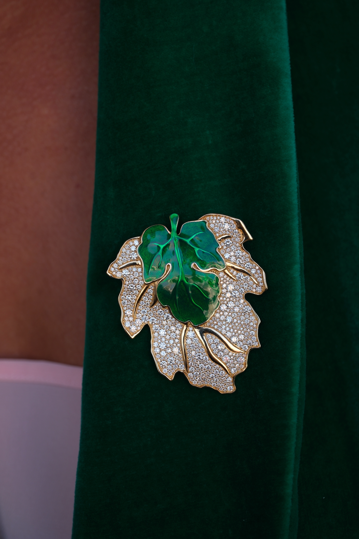 'Hide n Seek' - Ready 2 Lead On